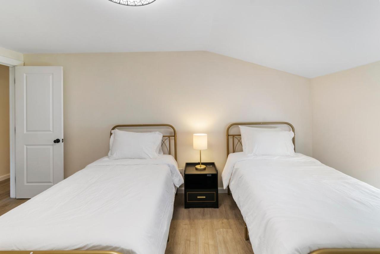 Fantastic Retreat 5Min From Village With Media Room, Ac And Sauna! Stowe Exterior foto