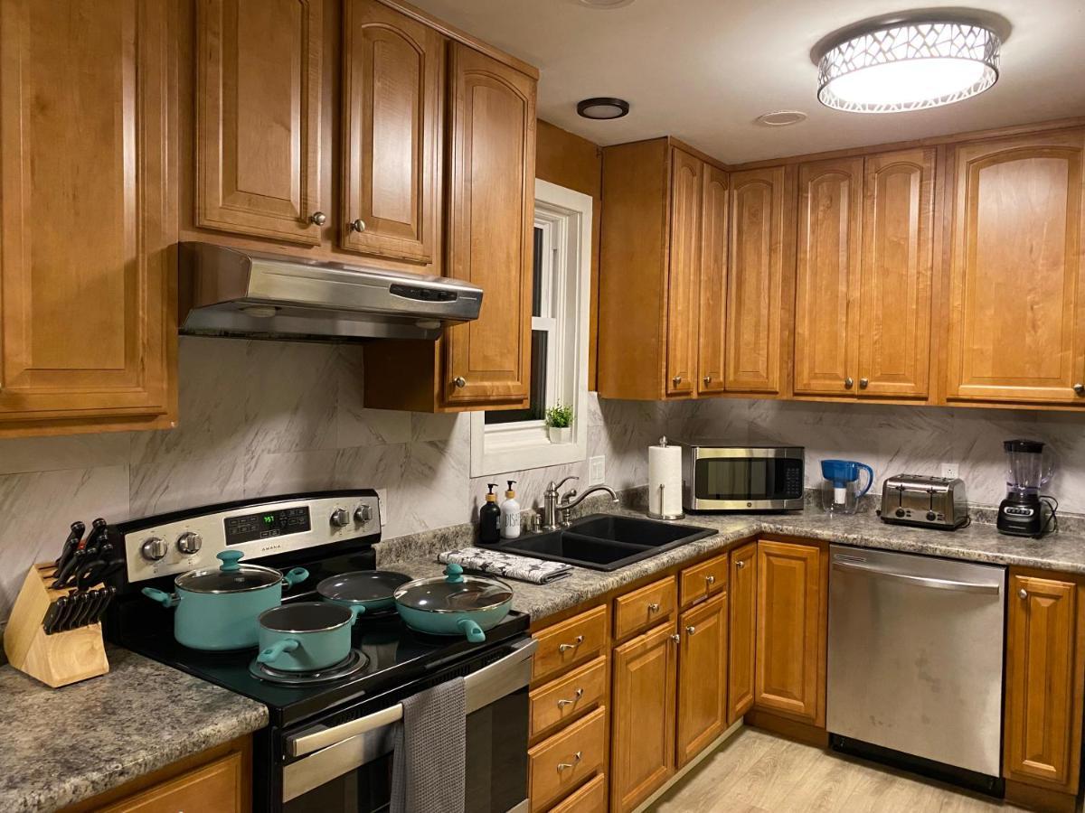 Fantastic Retreat 5Min From Village With Media Room, Ac And Sauna! Stowe Exterior foto